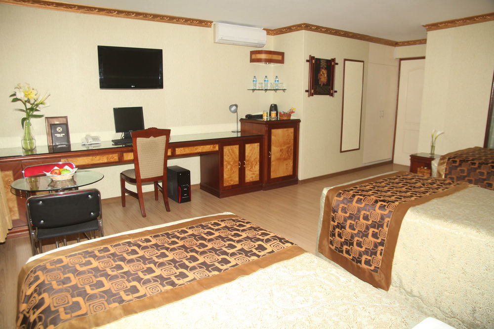 Hotel Oro Inn Lima Buitenkant foto