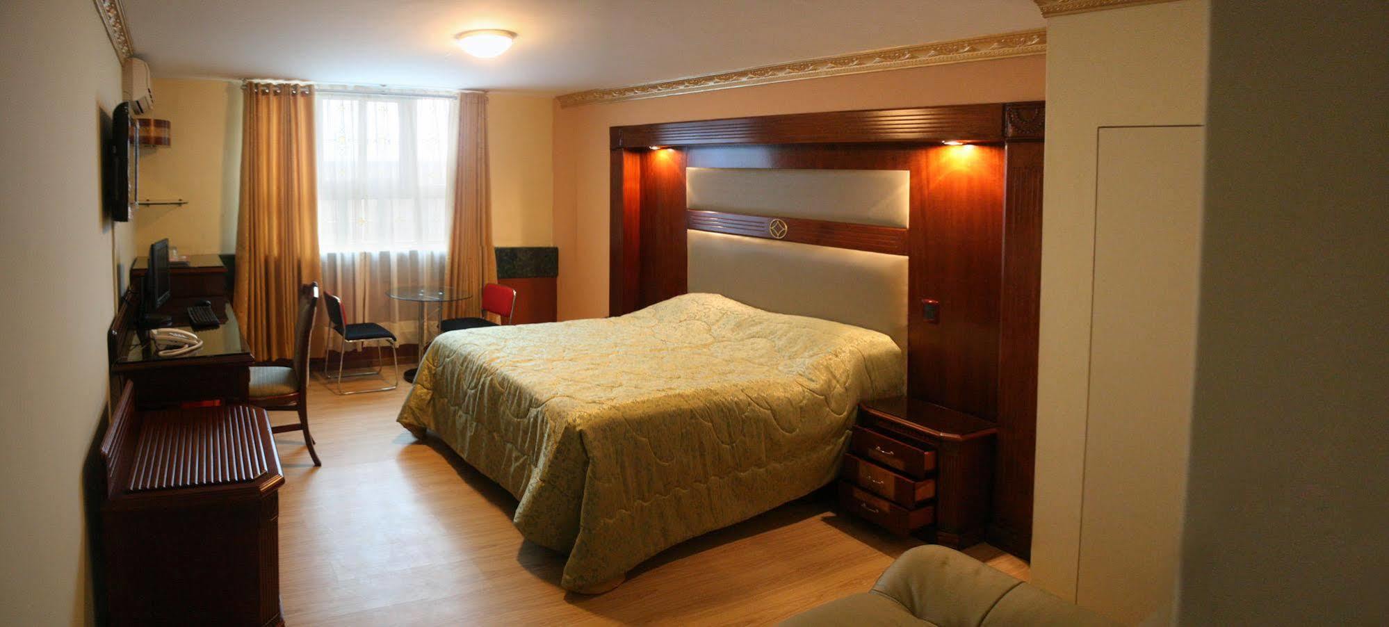 Hotel Oro Inn Lima Buitenkant foto